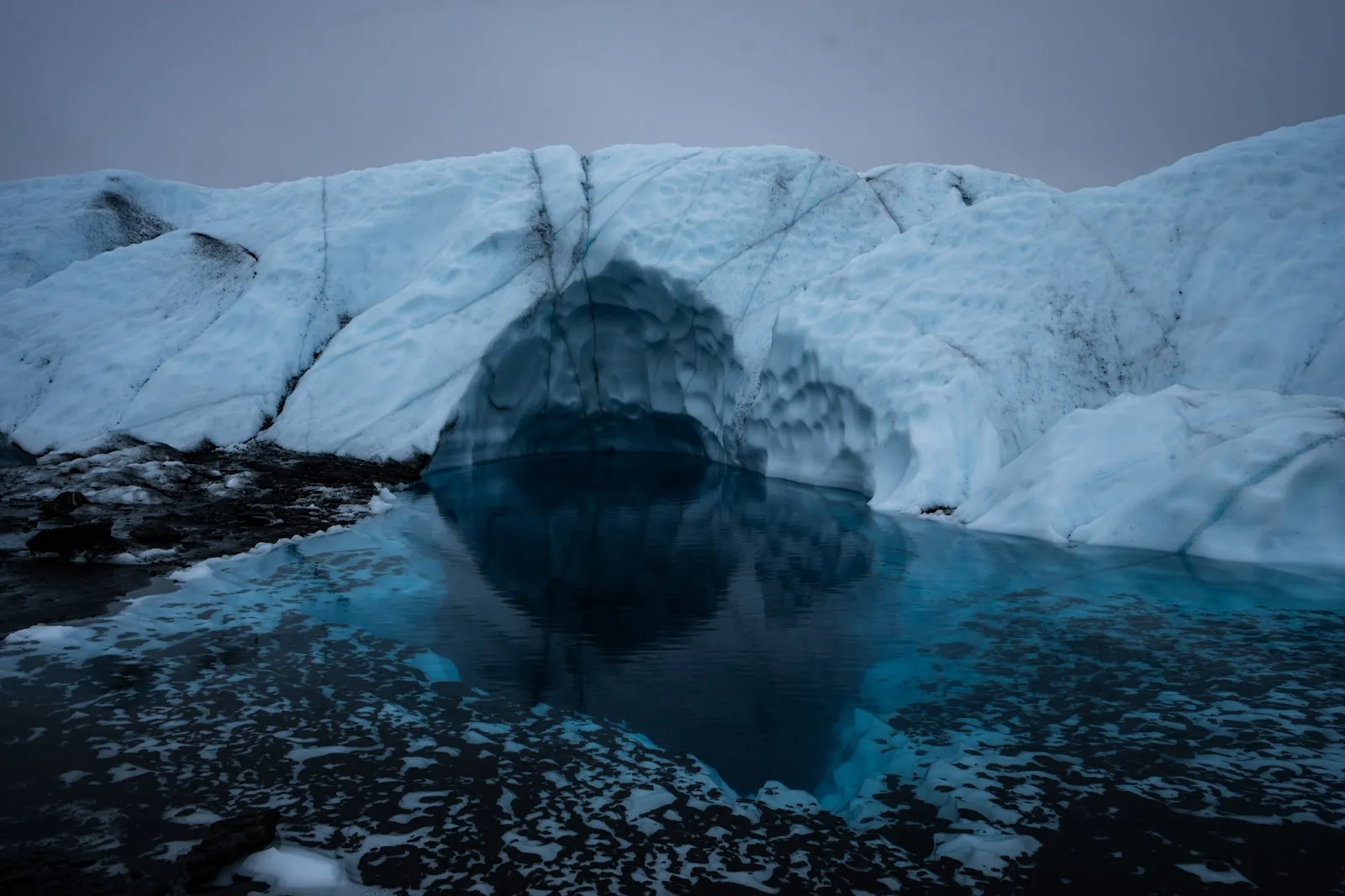 Alaskan Glacier Diving in Freezing Alpine Waters